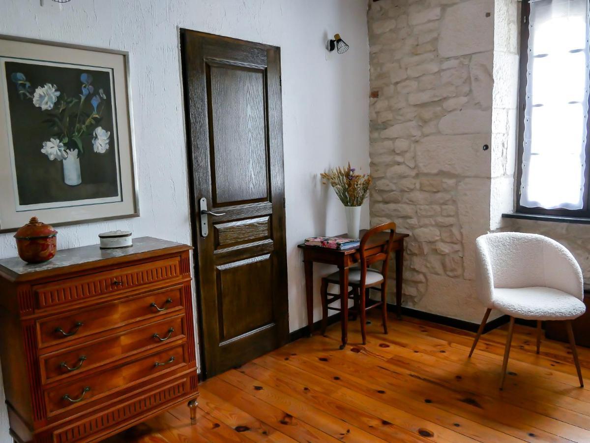 Les Chambres Du Roc Le Roc Εξωτερικό φωτογραφία