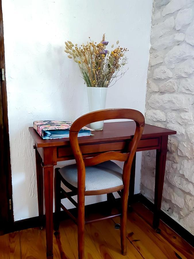 Les Chambres Du Roc Le Roc Εξωτερικό φωτογραφία