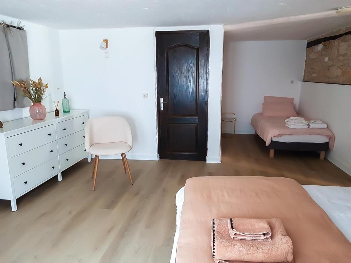Les Chambres Du Roc Le Roc Εξωτερικό φωτογραφία