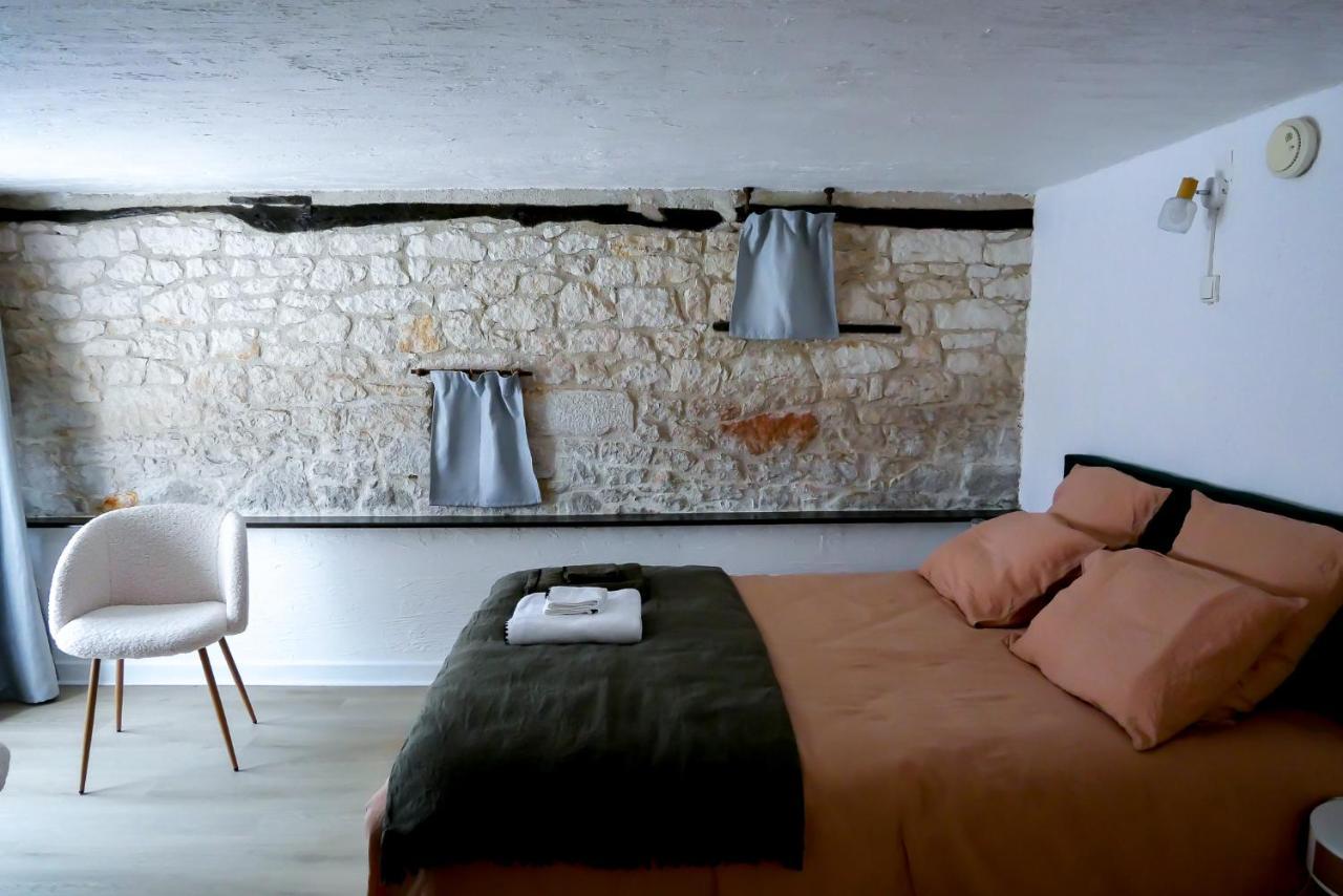 Les Chambres Du Roc Le Roc Εξωτερικό φωτογραφία